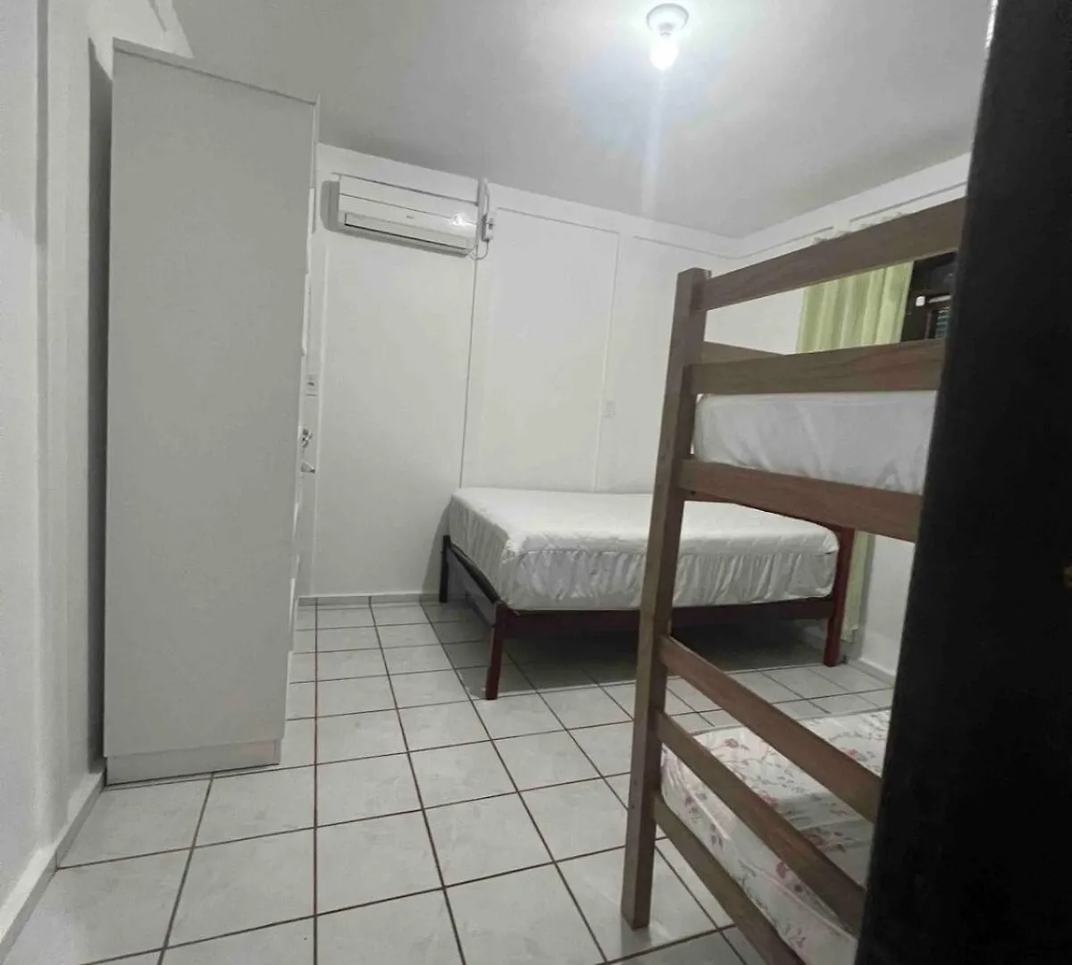 Ferienhaus Villa Casa Na Enseada - Rua Maceio - 70 Metros Da Prainha Sao Francisco do Sul
